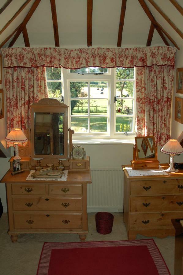Clayton Wickham Farmhouse Hurstpierpoint Buitenkant foto